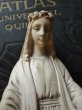 画像2: 西洋骨董屋　フランスアンティーク　花冠のマリア像 (2)