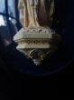 画像6: 西洋アンティーク　フランス　ルルドの泉　聖女ベルナデット・スビルーの像・オーバル黒額・ボンベガラス (6)