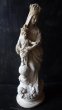 画像2: 西洋アンティーク　フランス　１９世紀　ユリの冠の聖母子像　石膏 (2)