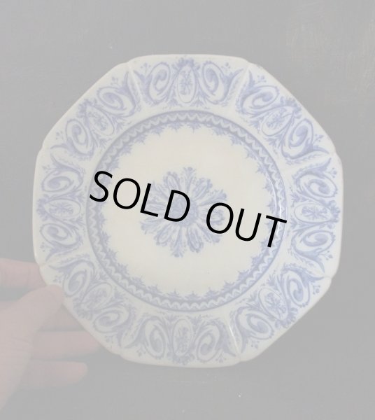 画像1: 西洋アンティーク　クレイユモントローデザート皿　オクトゴナル青柄／テーブルウエア皿 (1)