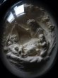 画像4: 西洋アンティーク　フランス　19世紀　聖母子レリーフ　オーバル額＆ドームガラス　／アート＆オブジェ立体 (4)