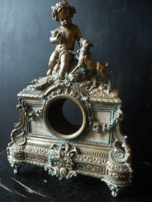 仏蘭西アンティーク亭***１９世紀ナポレオンIII世 ブロンズ製の置時計