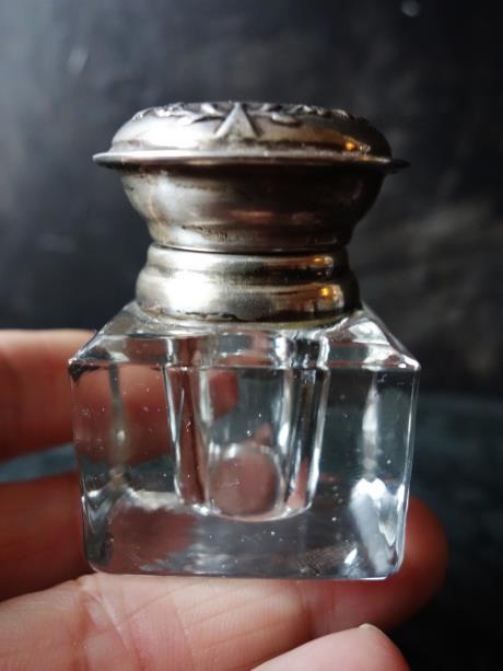 フランスアンティーク アールヌーボーのインク壺 銀無垢 - 西洋骨董屋