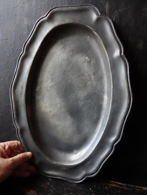 西洋骨董屋 フランスアンティーク亭ベルエポック ピューターのオーバル皿