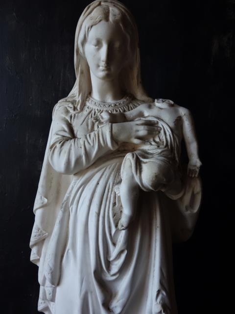 西洋骨董屋 フランスアンティーク １９世紀 聖母子の石膏像 作家サイン