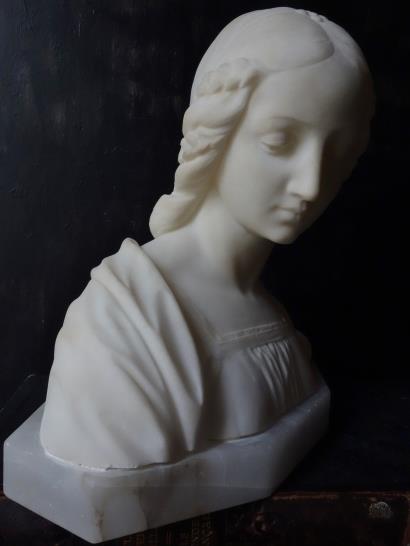 西洋骨董屋 イタリア・アンティーク １９世紀 若い貴婦人の胸像 大理石 