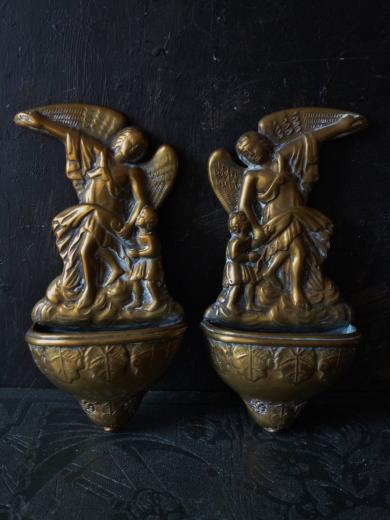 西洋アンティーク フランス 大天使とイエス ベニティエ・聖水盤・黄銅