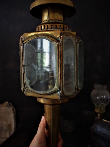 西洋アンティーク 19世紀 馬車コーチのランタン 真鍮ランプ ／照明器具 ウォールランプ