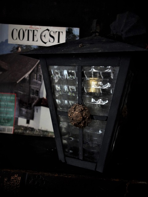 西洋ビンテージ　フランス　アイアンの吊り下げランプ　一灯ランタン　／照明器具　