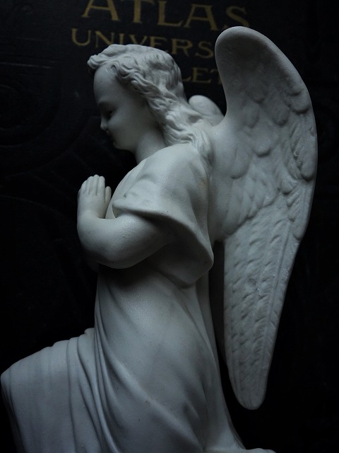 西洋アンティーク 世紀 ビスクの天使像 祈り ／アート＆オブジェ立体