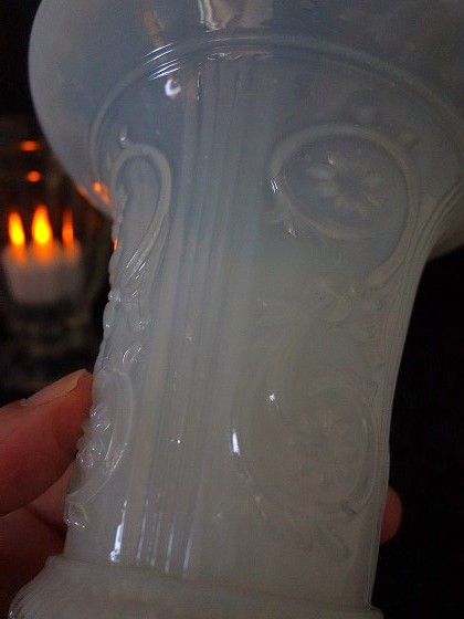 西洋アンティーク オパリンガラス・フラワーベース 花瓶 ／室内装飾