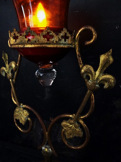 西洋アンティーク フランス 教会 祭壇燭台 百合のオルモル キャンドル